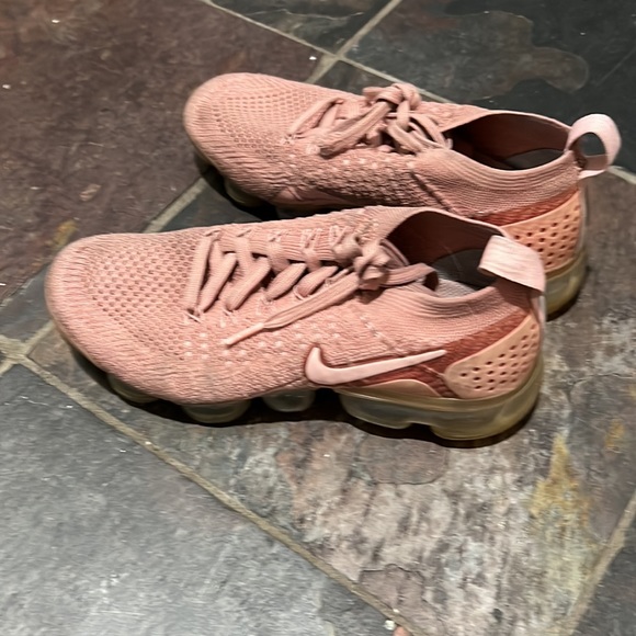 Women’s Nike US 7 dust pink - Picture 4 of 4